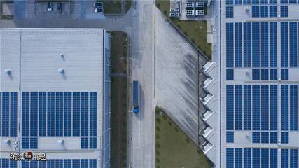 「 愛車空間 」實(shí)現(xiàn)100%電能碳中和 沃爾沃汽車臺(tái)州工廠成立五周年