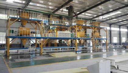 一體化外保溫模板設備 推動建筑節能的新引擎